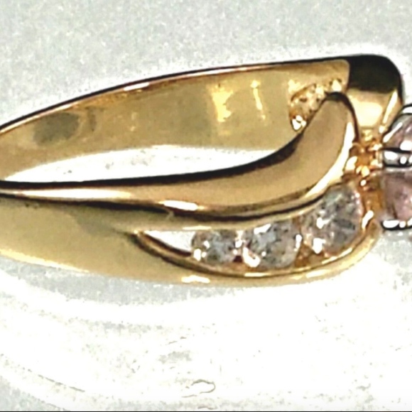Gold tone Pink size 4  cocktail birthstone  ring January - Picture 5 of 7